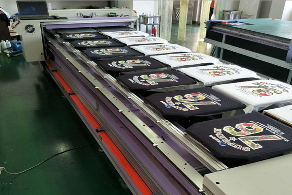 How to print designs on clothes?