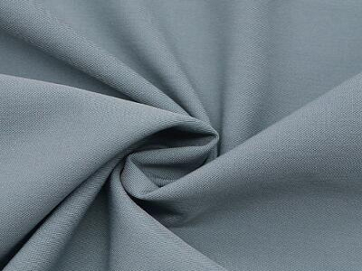 What are the advantages of cotton and polyester blended fabrics？